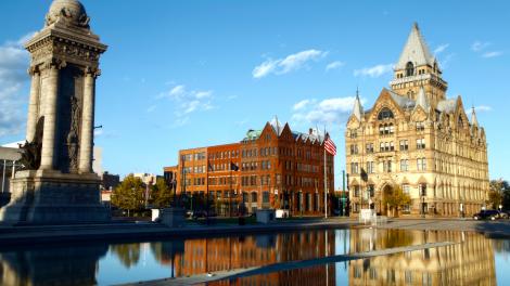 浸在色彩中的雪城