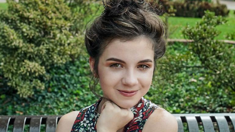 薇洛·奥斯本 薇洛·奥斯本