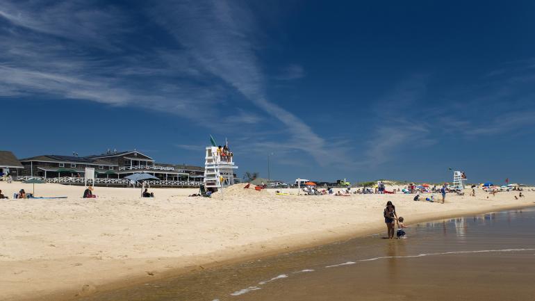 梅恩海滩是纽约州经典的东汉普顿海滩之一。