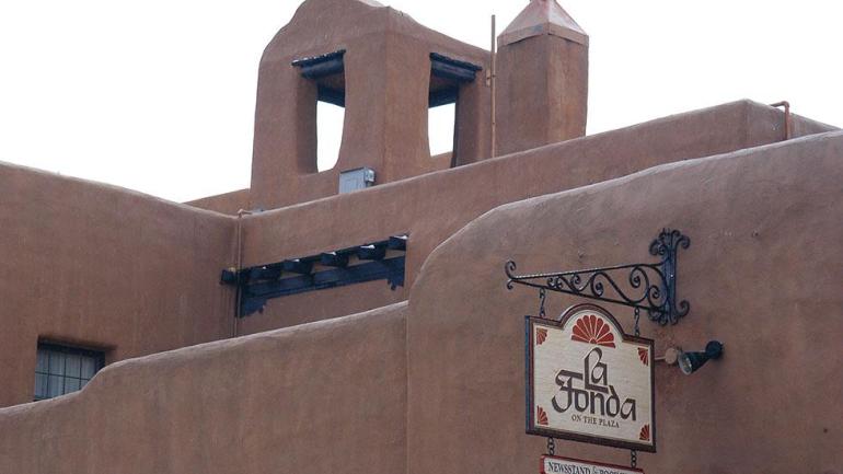 La Fonda on the Plaza est une option d’hébergement renommée à Santa Fe depuis 1922.