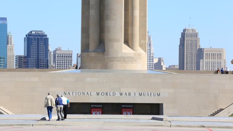 Marche d’honneur au National World War I Museum à Kansas City