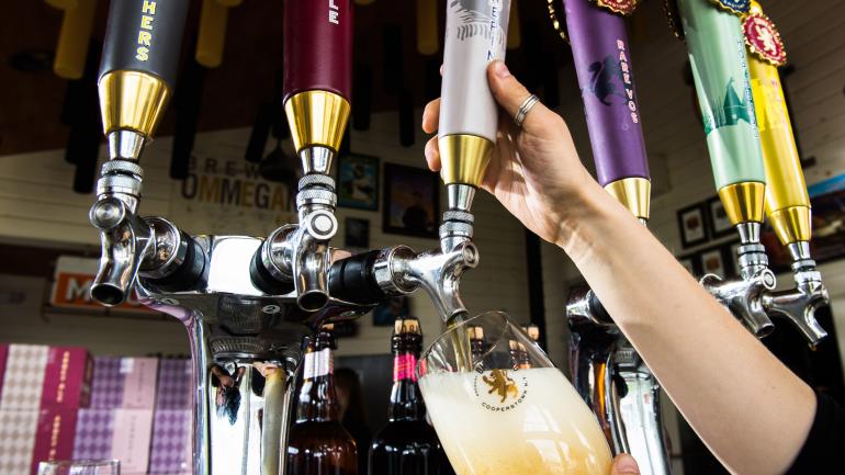 纽约州库波斯顿的Brewery Ommegang有着种类繁多的啤酒   