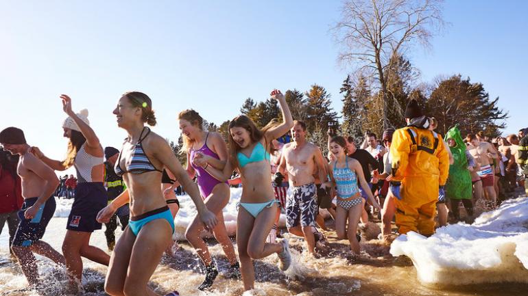 Jacksonport Polar Bear Club 俱乐部