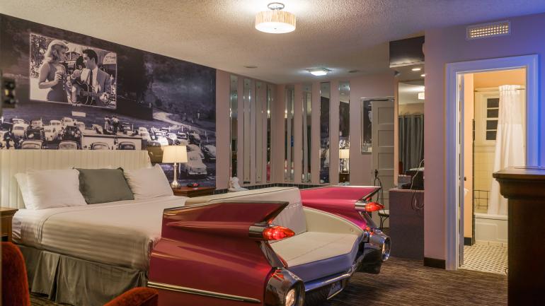 La Elvis Suite en el hotel Best Western Route 66 Rail Haven en Springfield, Misuri