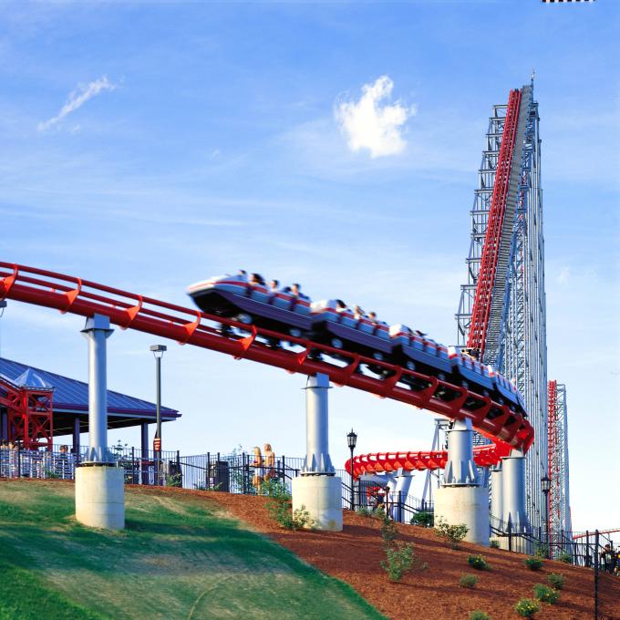 宾夕法尼亚州阿伦敦多尼公园和急流王国的钢铁之力号 (Steel Force) 过山车