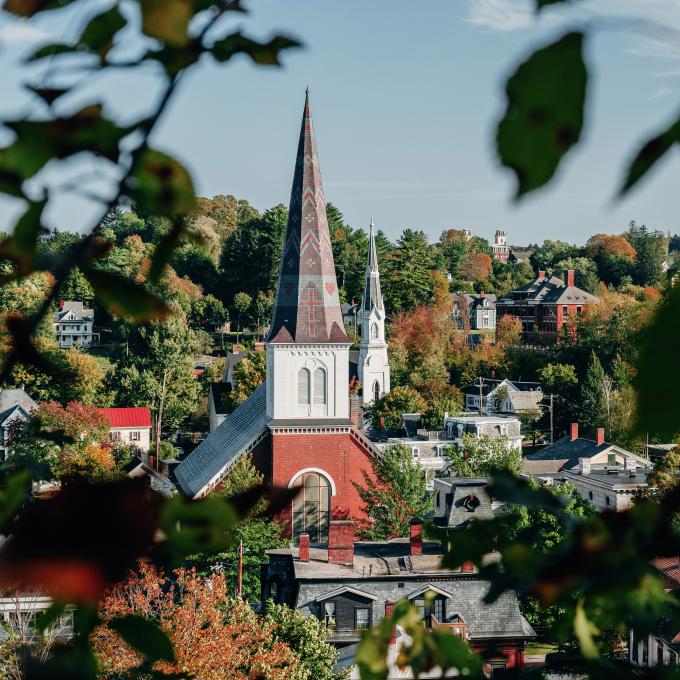 佛蒙特州蒙彼利埃历史建筑群的天际线