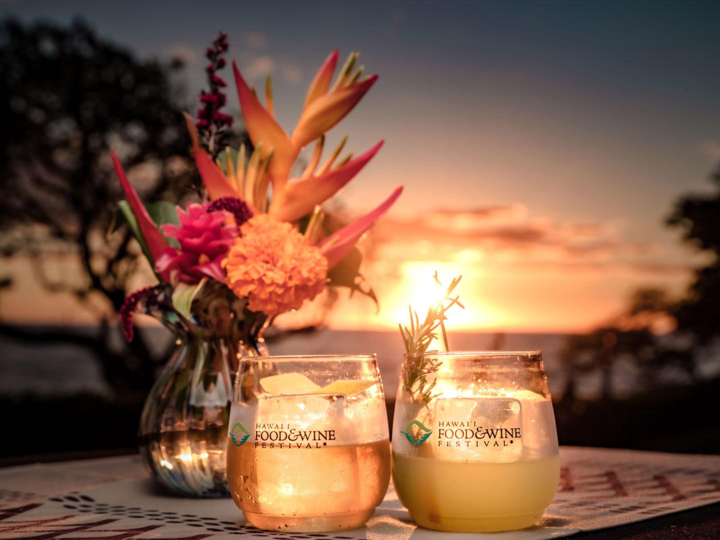 在夏威夷州檀香山举办的夏威夷州美食美酒节上的纪念款玻璃杯