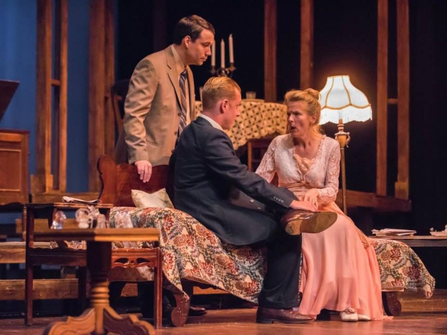 Aufführung eines Theaterstücks von Tennessee Williams beim jährlichen Tennessee Williams Tribute in Columbus, Mississippi