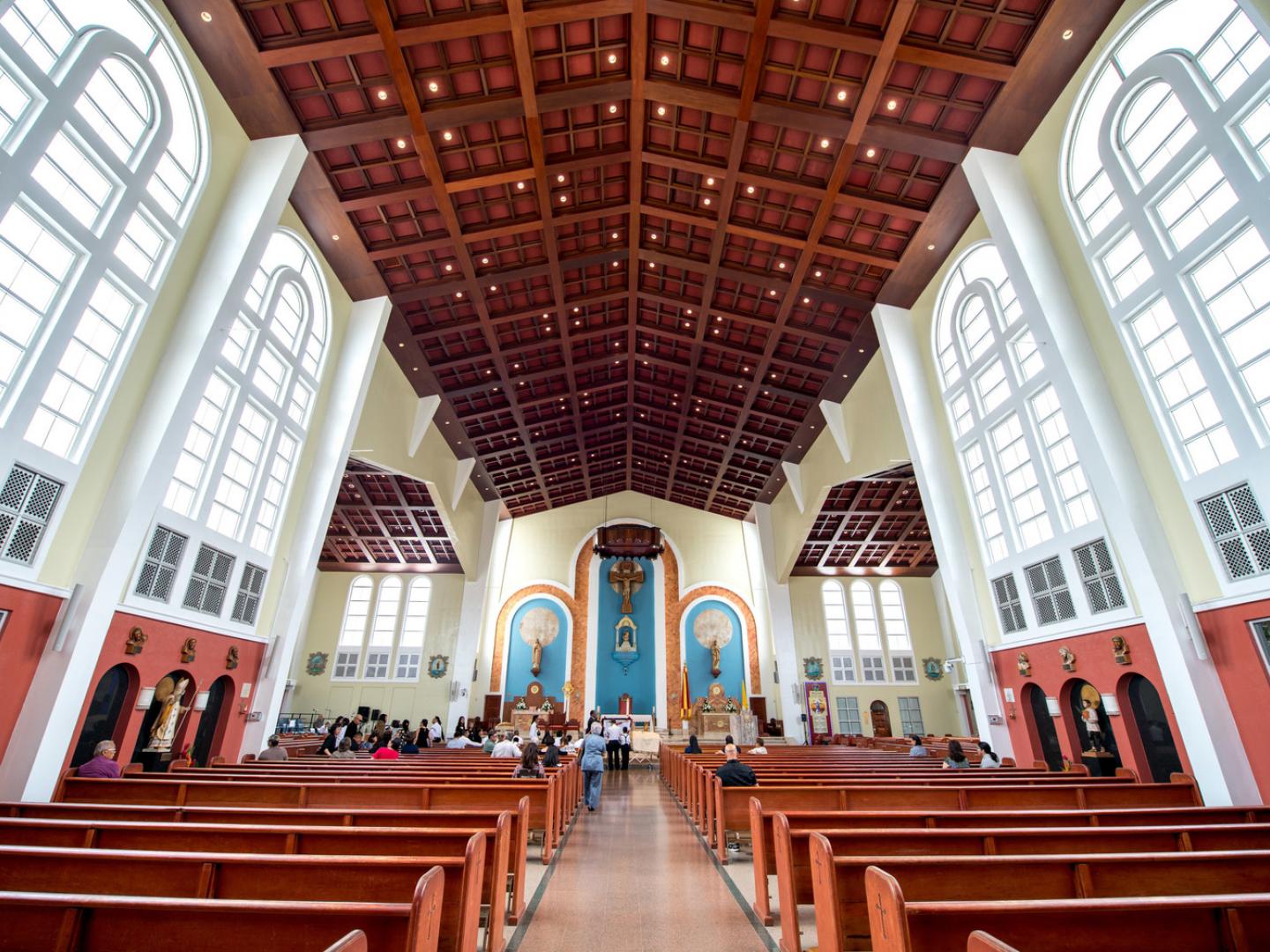 圣母玛利亚大教堂内部