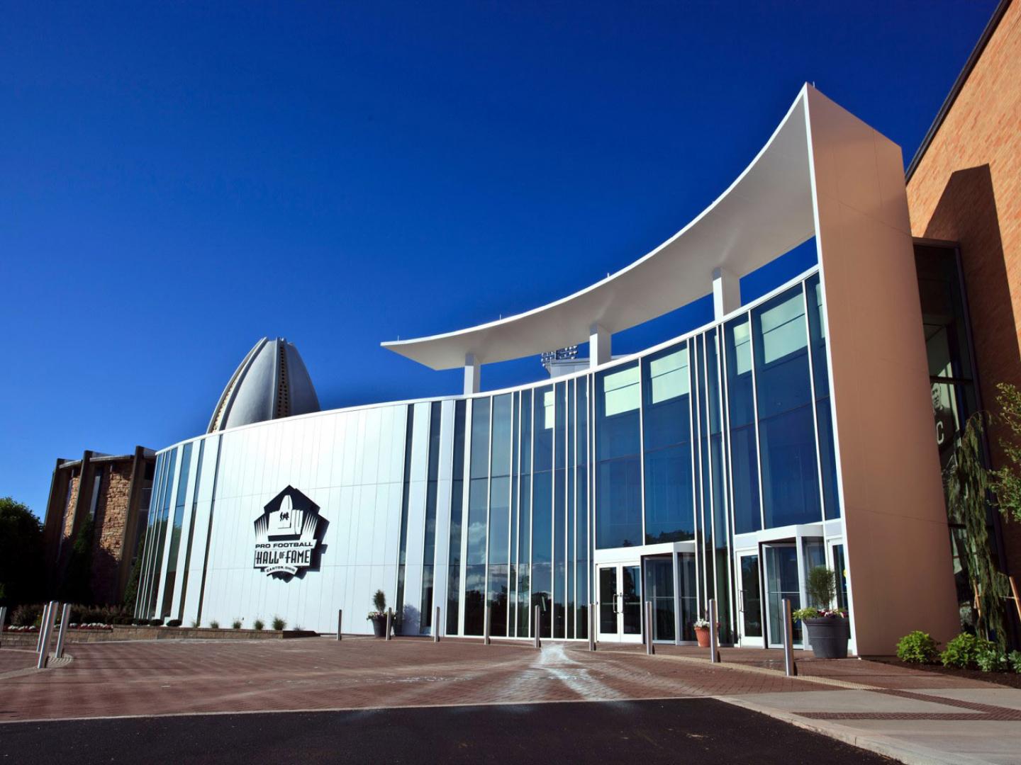 俄亥俄州坎顿职业橄榄球名人堂外部