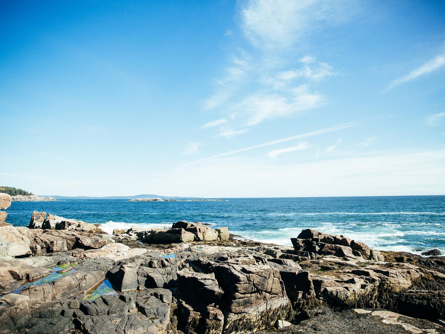 缅因州阿卡迪亚国家公园崎岖的海岸