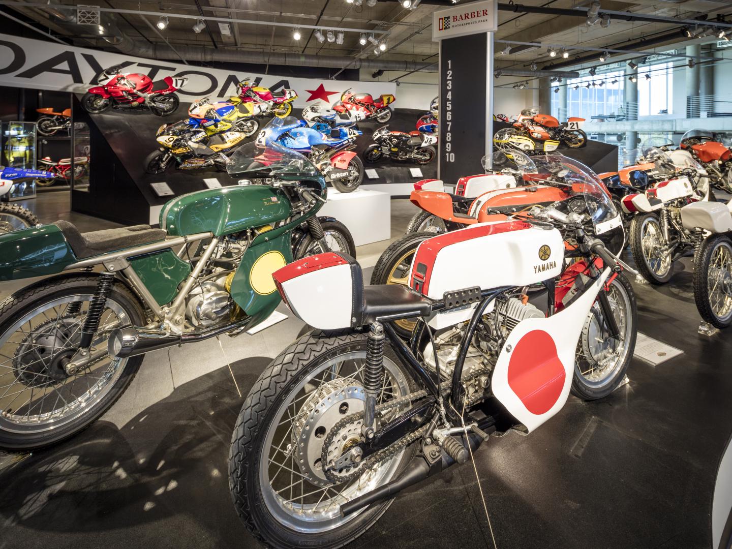 巴博古典摩托车公园和博物馆收藏的老爷车