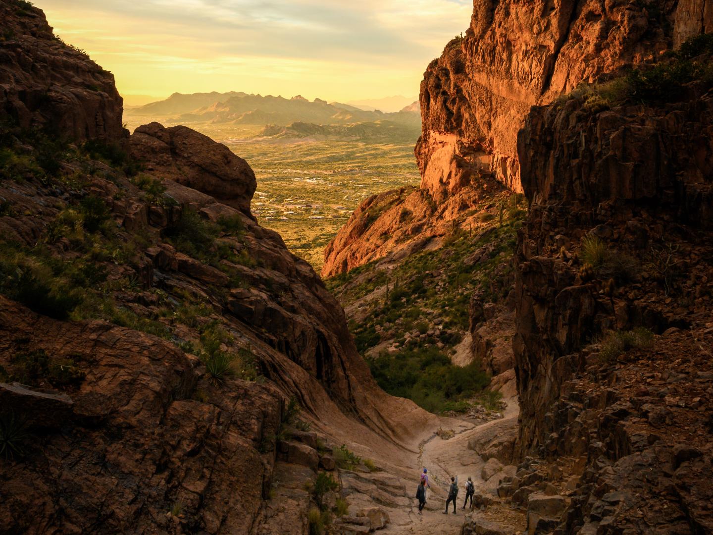 亚利桑那州迷失荷兰人州立公园的峡谷景观