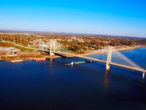 The Bill Emerson Memorial Bridge stretching over the Mississippi River