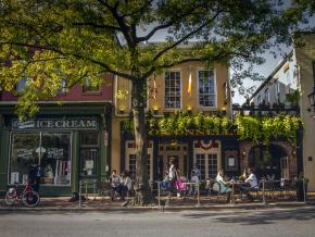 Exploring historic Old Town Alexandria’s shops, restaurants and museums 