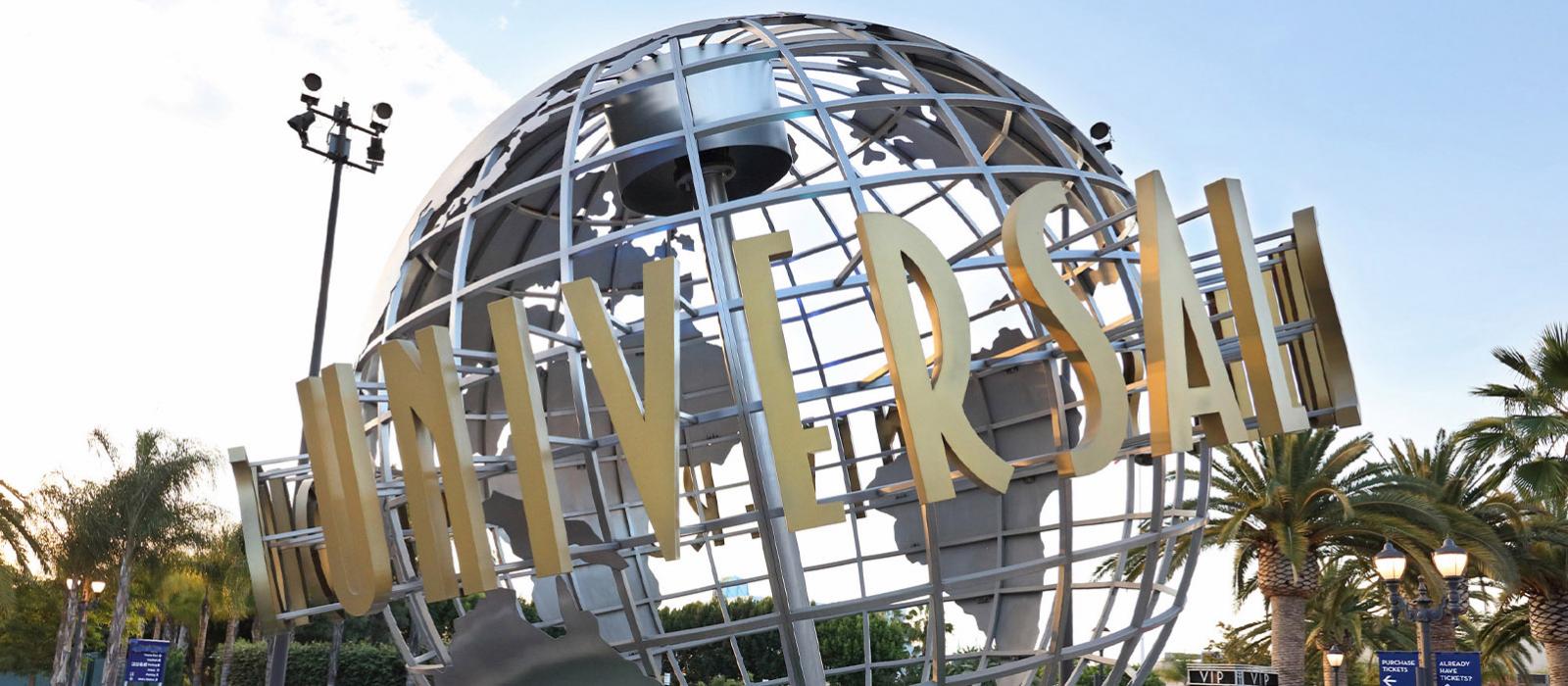 Universal Studios Hollywood 的标志性球形标志