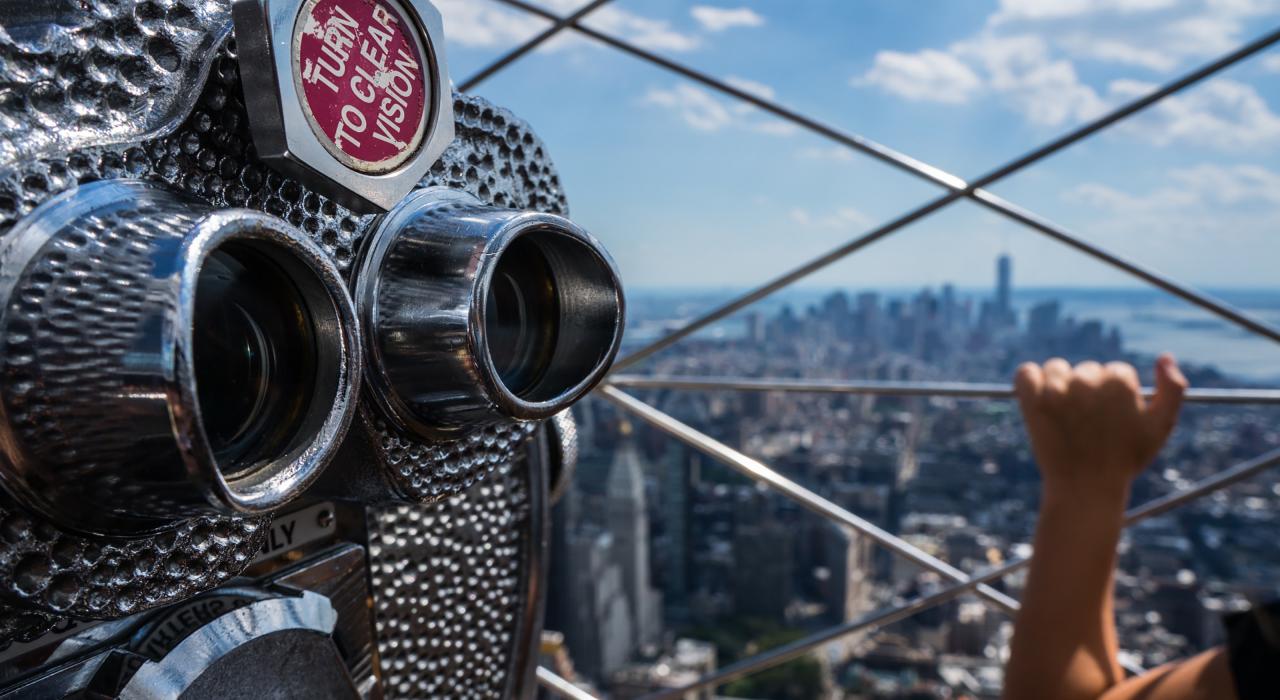 纽约曼哈顿帝国大厦之巅