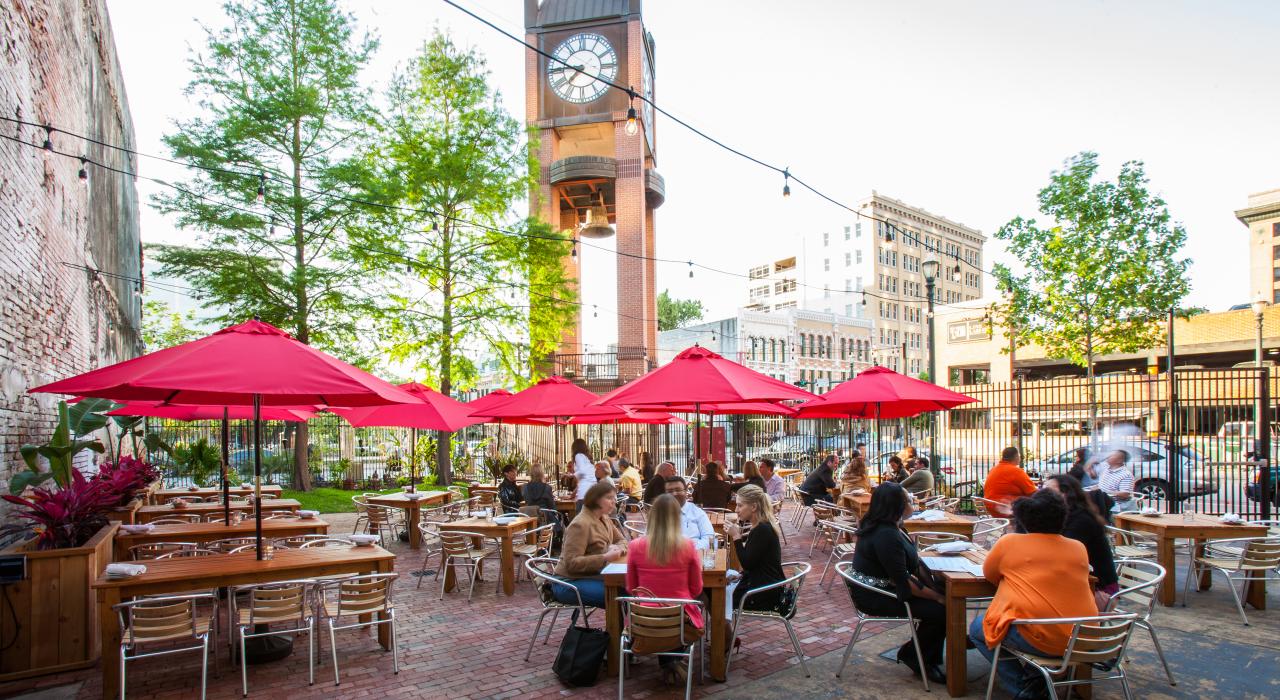 休斯敦，Patio of Batanga Restaurant 餐厅