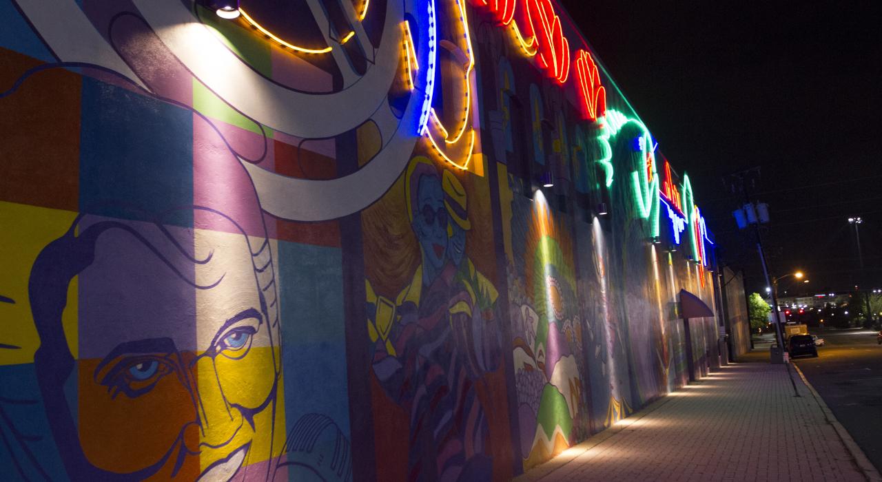 路易斯安那州什里夫波特当地艺术家创作的壁画