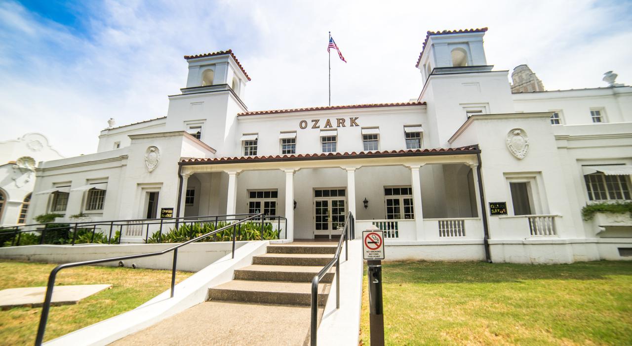 在温泉国家公园放松身心、焕发精神