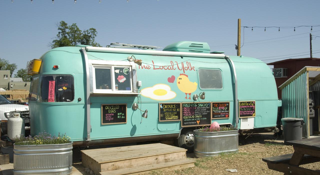 奥斯汀众多独特快餐车中的一辆