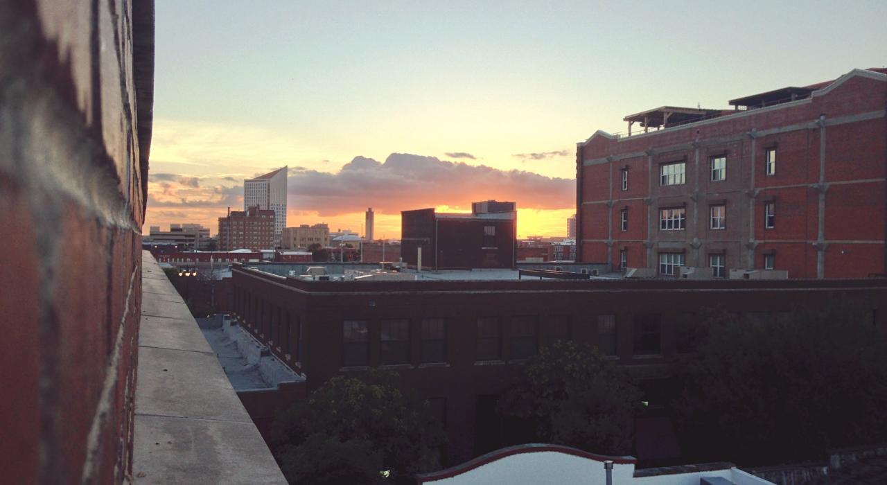 市中心历史建筑构成的城市风景