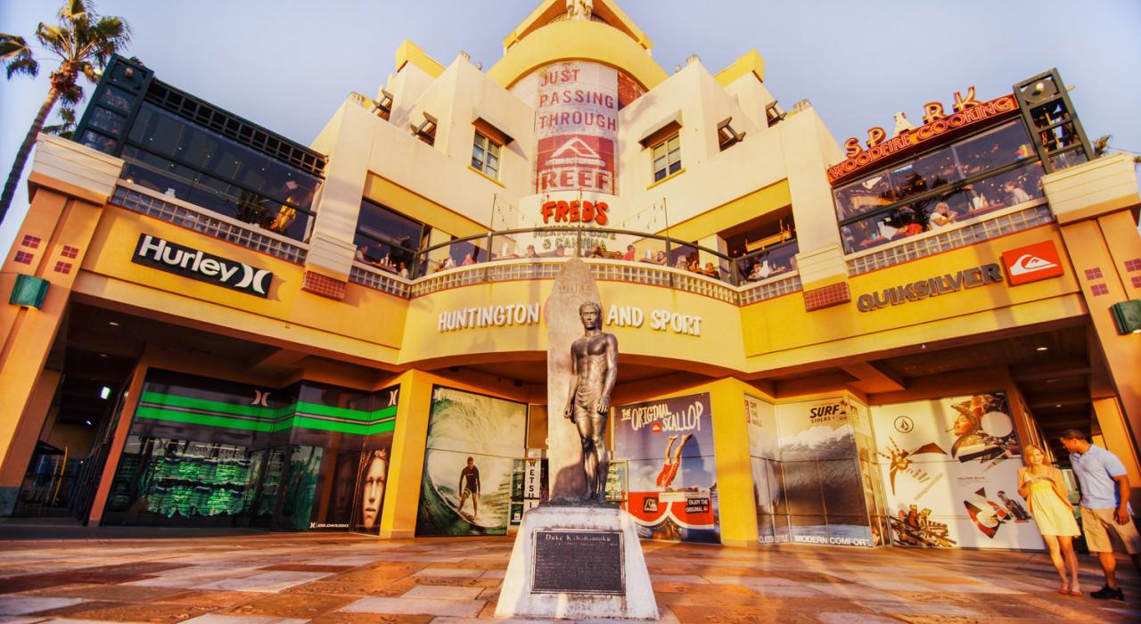 Statue of surf legend Duke Kahanamoku, located downtown