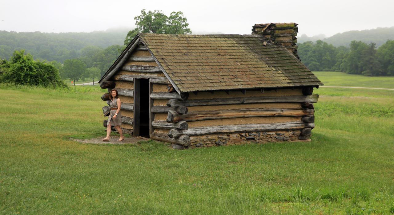 探索福吉谷国家军事公园众多小木屋之一