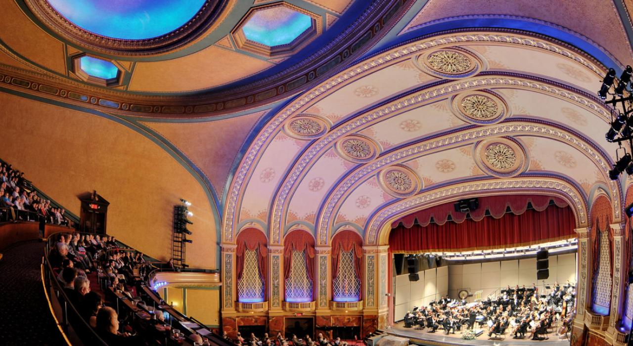 El histórico Temple Theatre en pleno apogeo