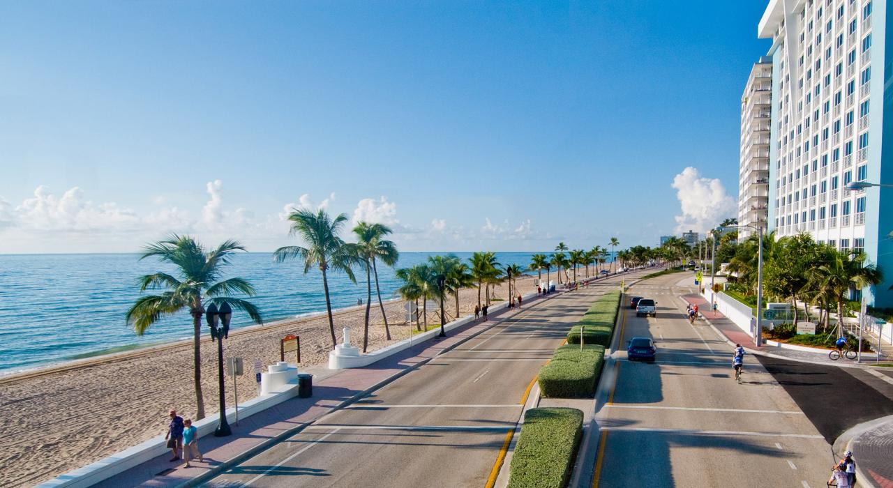 适合步行和骑行的罗德岱堡海滩