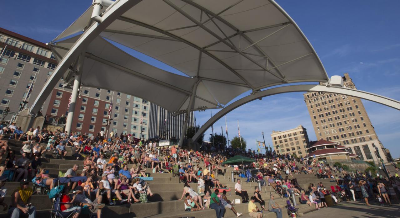 Live on the Levee open-air weekly concert in Charleston, West Virginia