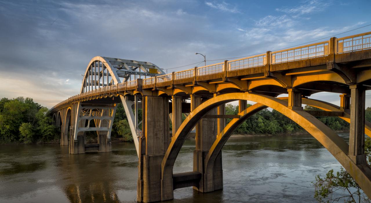 爱德蒙配特司桥