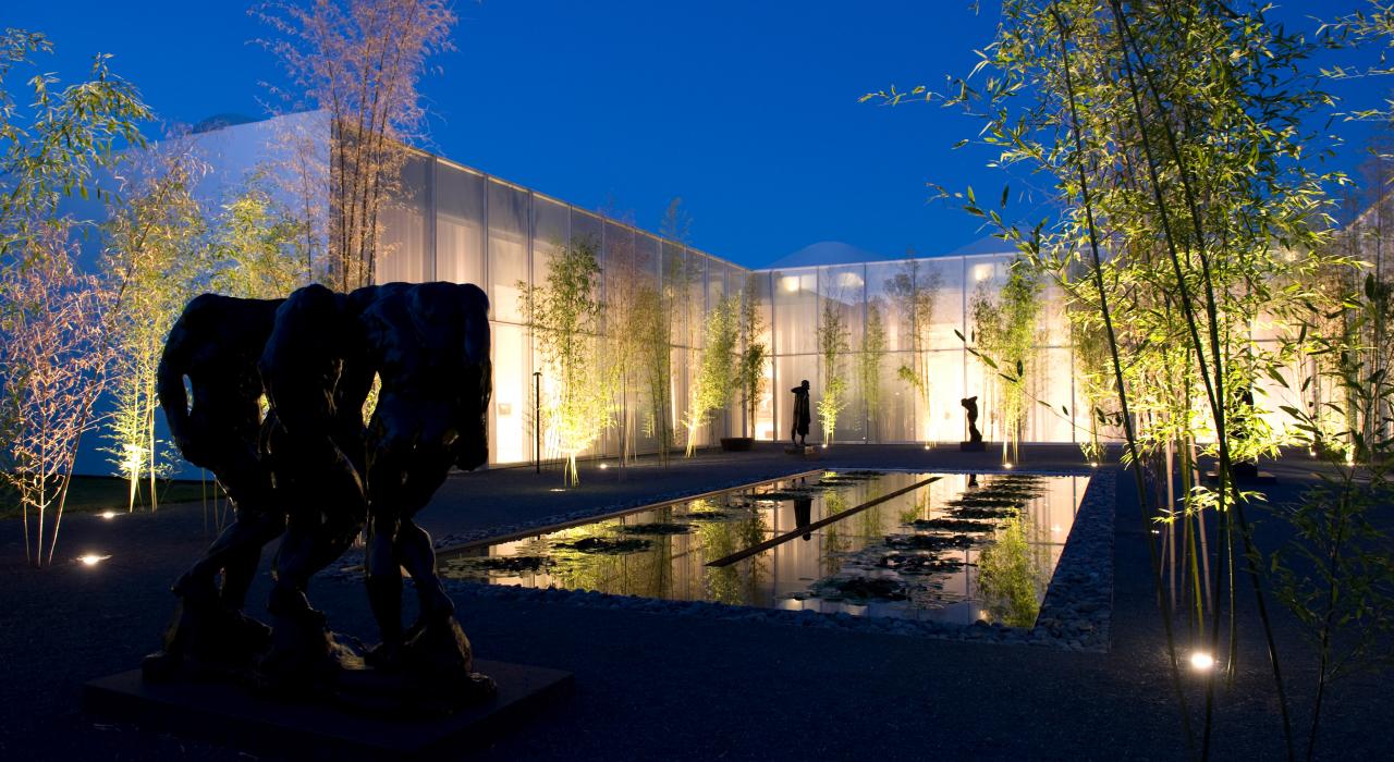 北卡罗来纳州艺术博物馆内设有奥古斯特·罗丹雕塑的花园