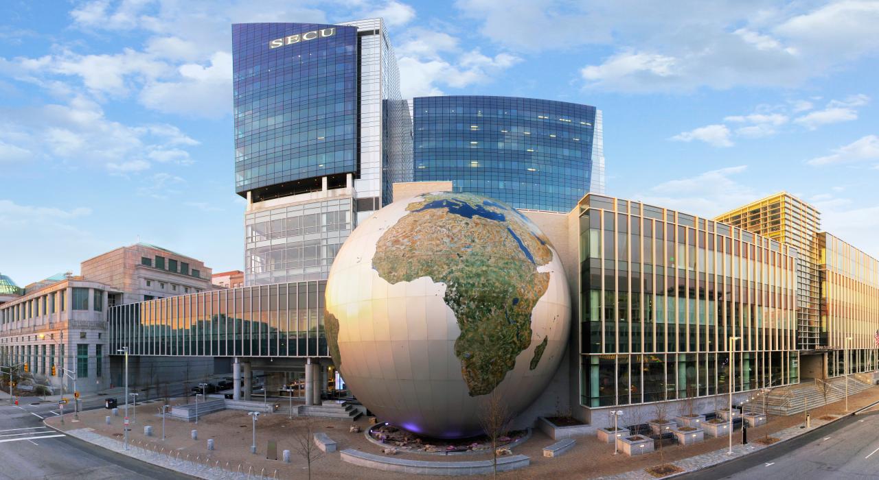 北卡罗来纳州自然科学博物馆的入口