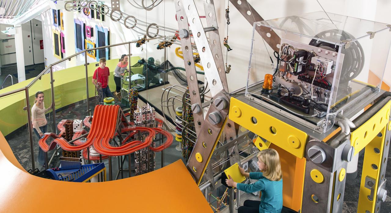 Familienbesuch im Strong Museum of Play in Rochester, New York