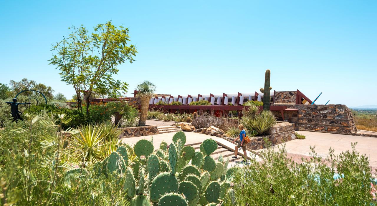 陪伴建筑师弗兰克·劳埃德·赖特度过多个冬季的西塔里埃森