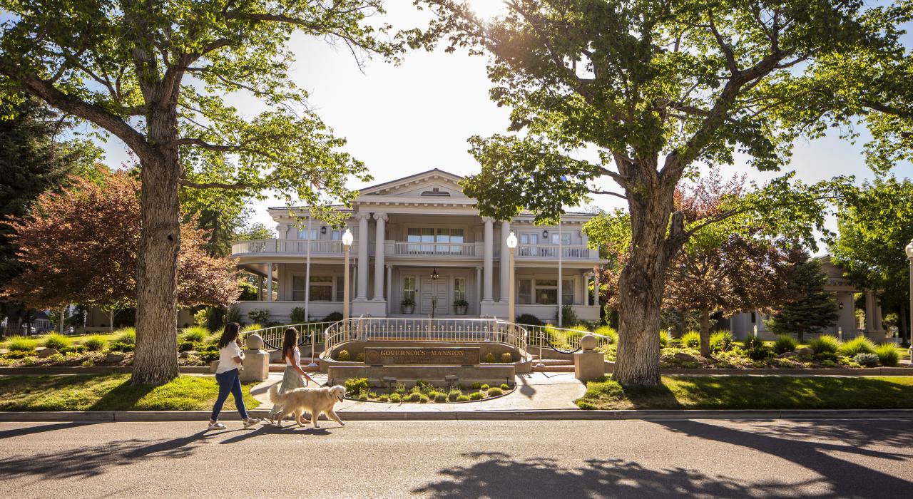 路过内华达州卡森城的内华达州州长府邸