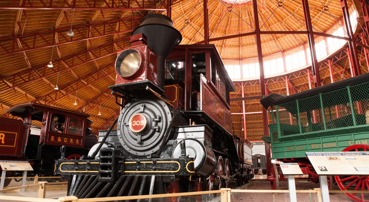 巴尔的摩与俄亥俄铁路博物馆的沉浸式展览，该场馆地处美国铁路的发源地