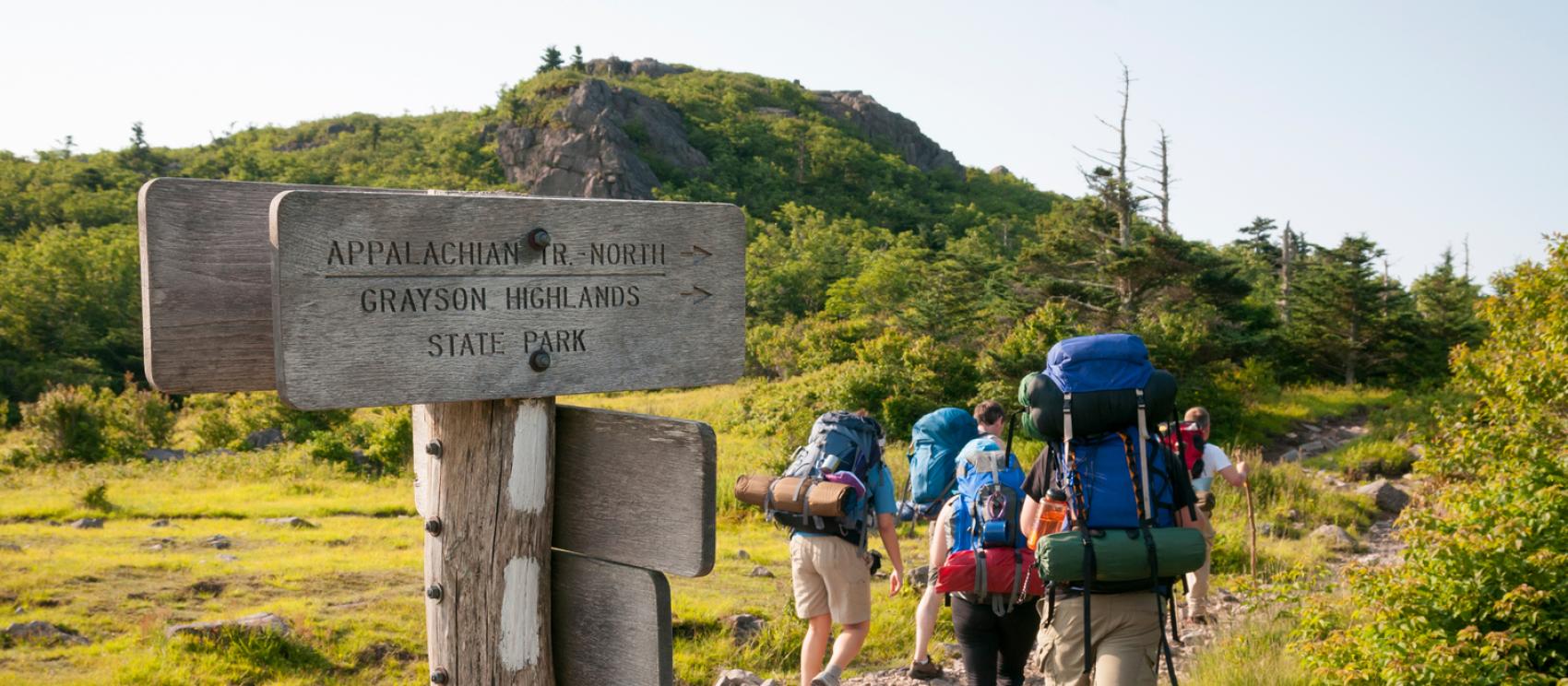 背包客踏上阿巴拉契亚小道