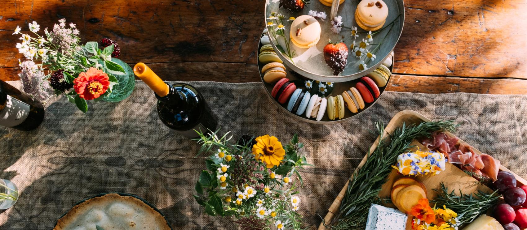 杰斐逊维尔琳琅满目的艺术家手作和新鲜农场美食